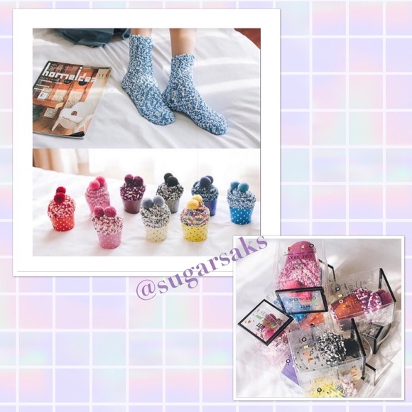 CUPCAKE Pom Pom Fuzzy Socks - Picture 2 of 8